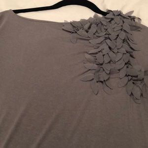 Anne Klein gray cotton shirt with ruffle shoulder